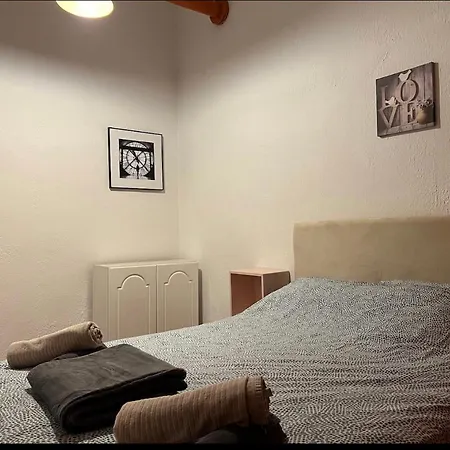 Lägenhet Lovely 2-bedroom In Pedestrian Zone Belgrad