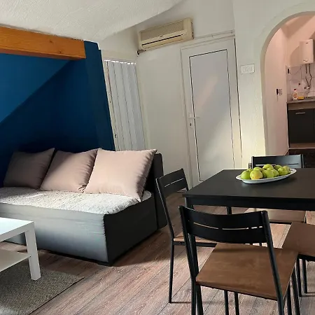 Lovely 2-bedroom In Pedestrian Zone